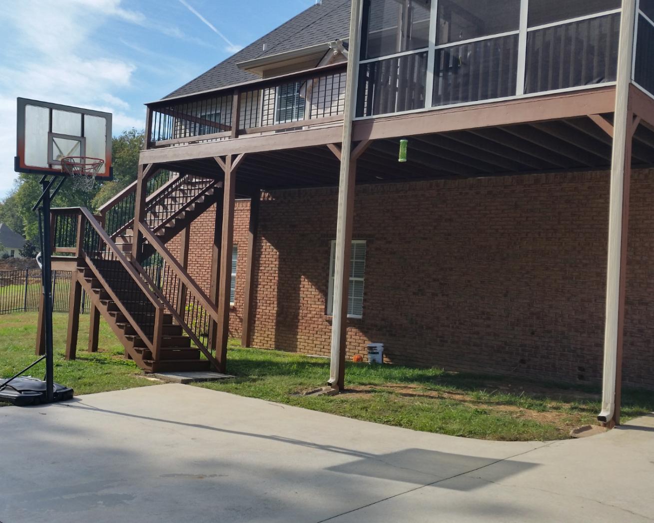 A finished deck in Soddy Daisy TN